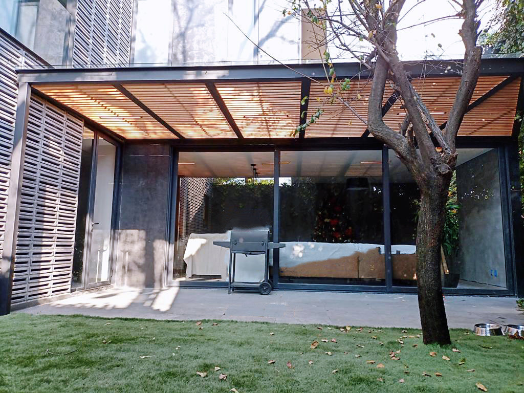 Luxury Steel & Wood Shade Structure